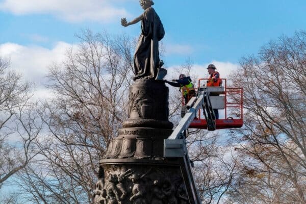 Museums and parks must eliminate some articles related to race and gender: Executive order