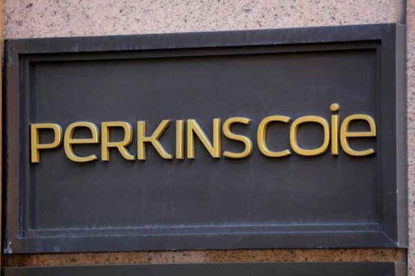 More than 500 law firms sign a brief demand for Perkins Coie against Trump