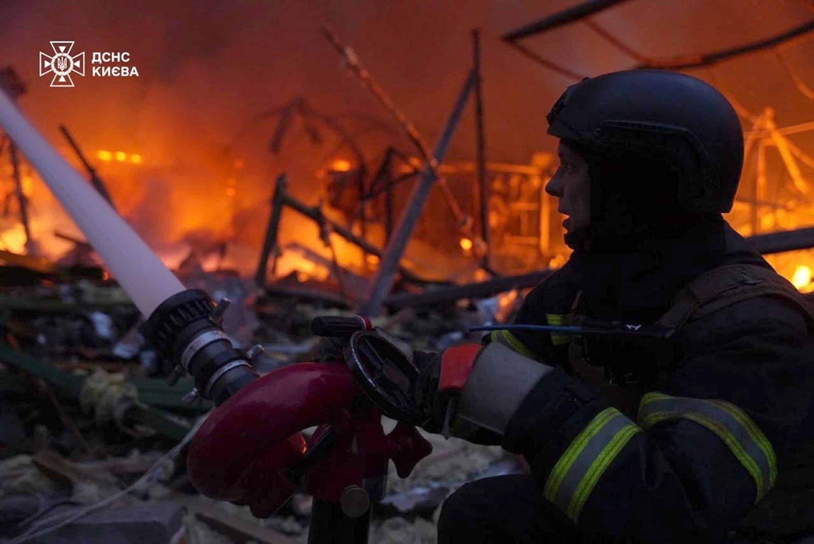 Russia launches the missile strike in Ukraine with explosions reported in Kyiv