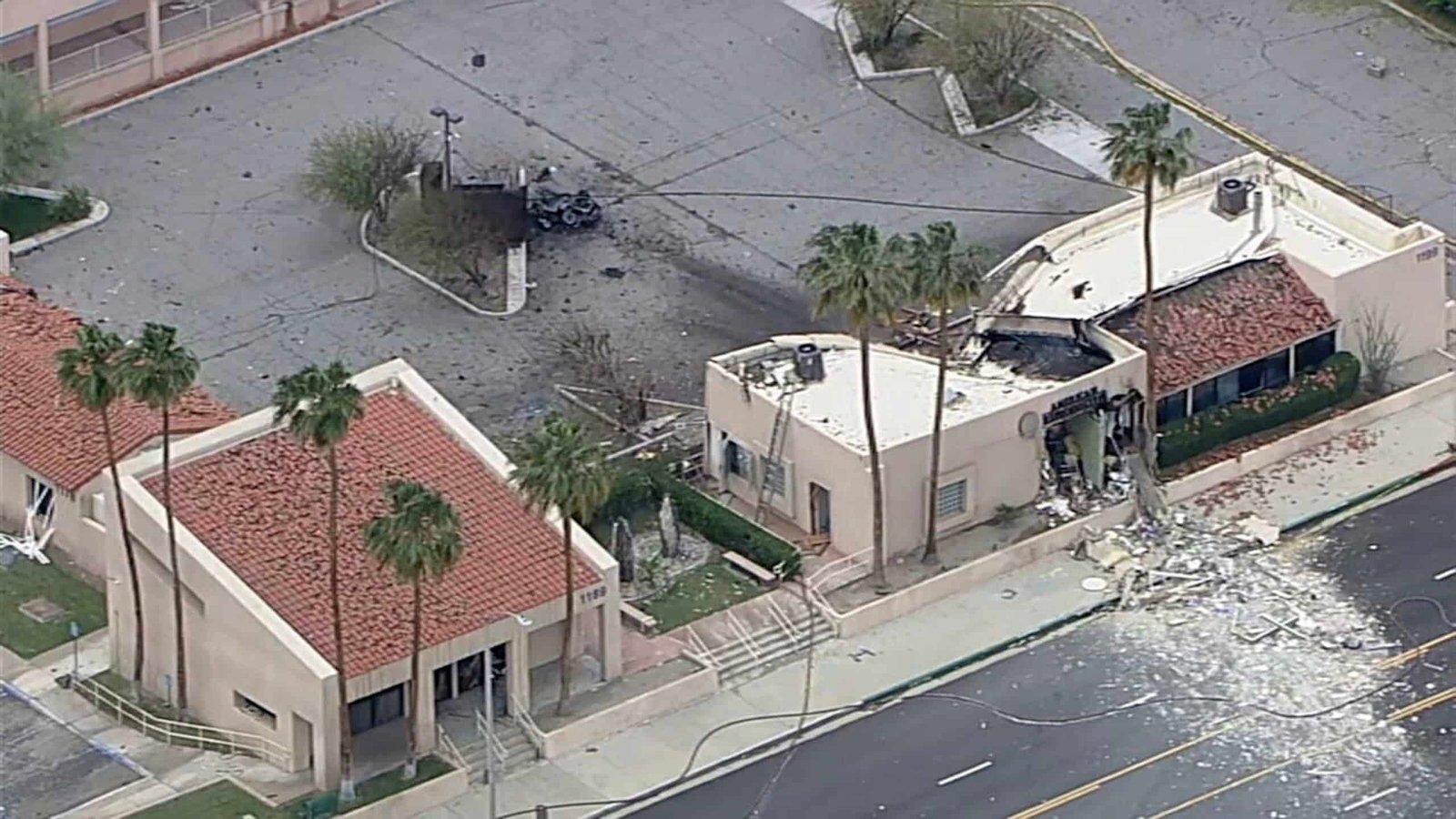 1 dead, at least 5 wounded in explosion outside the Palm Springs fertility clinic