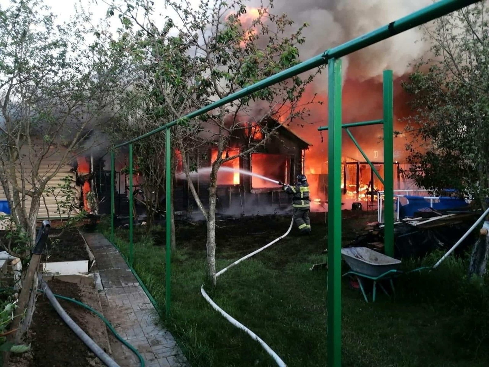 Russia says Trump "does not understand completely" after criticism of Putin