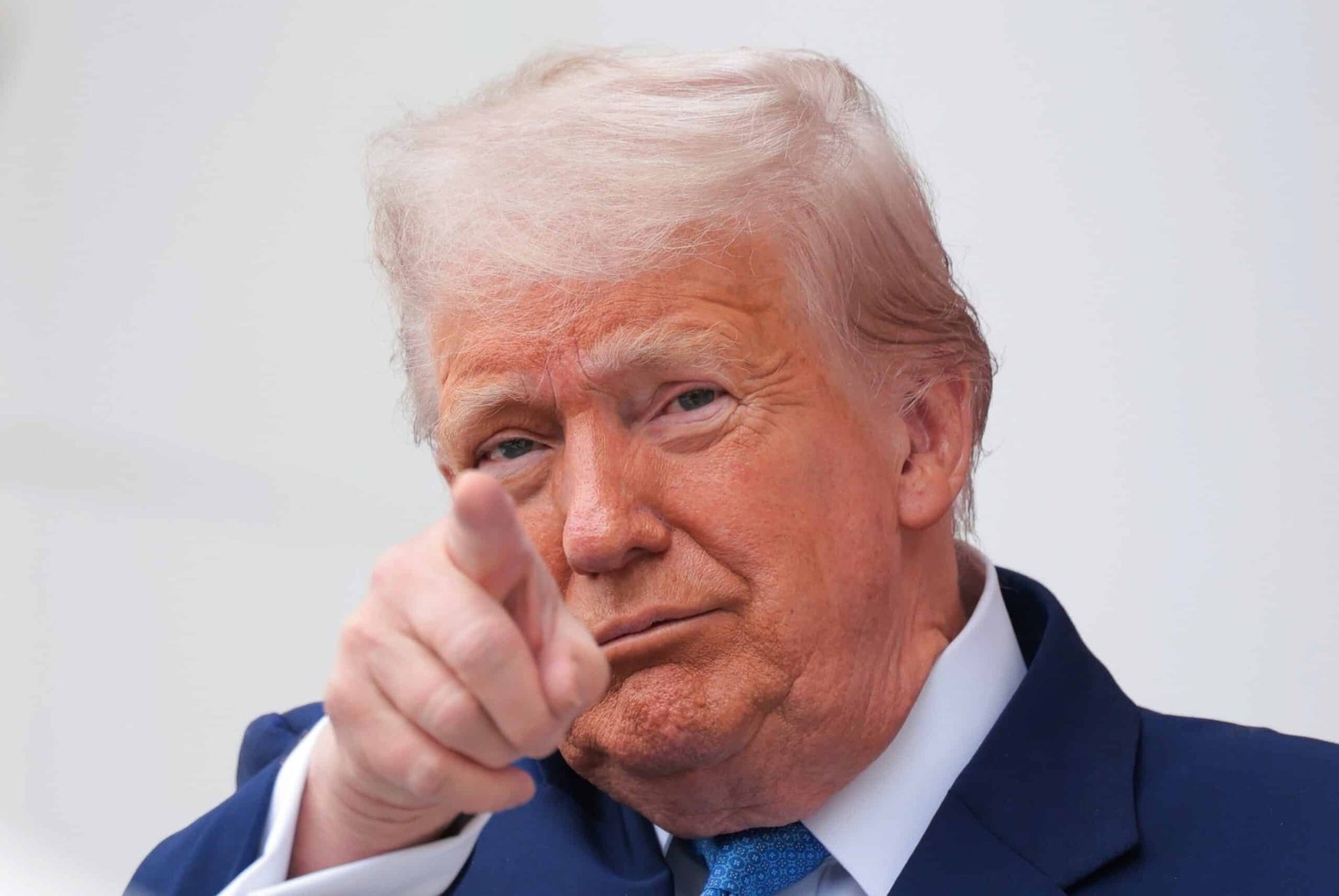 Trump will ask the federal agencies to cancel Harvard contracts: Source