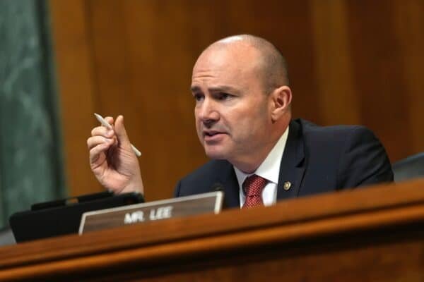 Senator Mike Lee eliminates the controversial publications of Minnesota shooting in the middle of a violent reaction