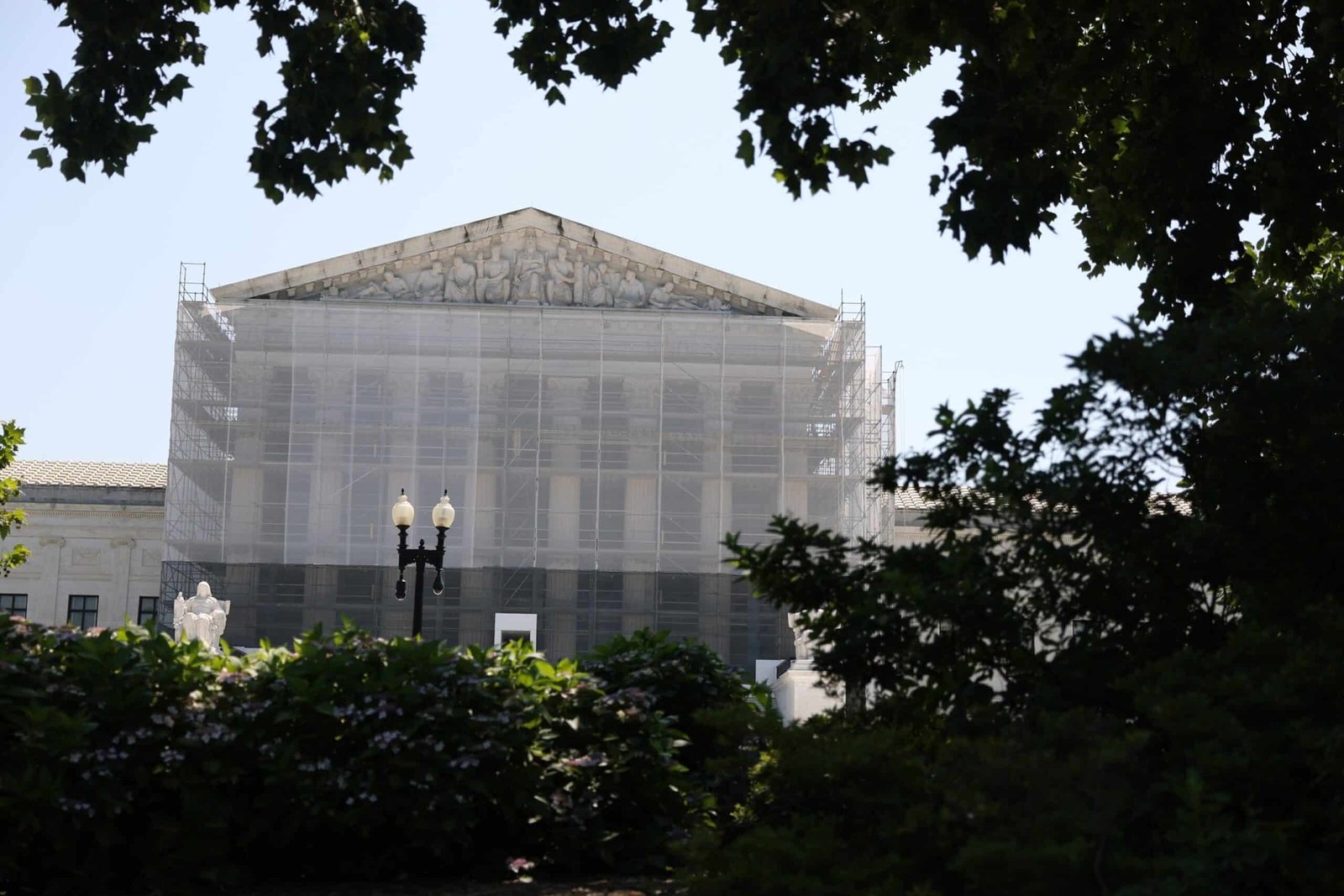 The Supreme Court rejects the challenge to the work group of the Obamacare mandate