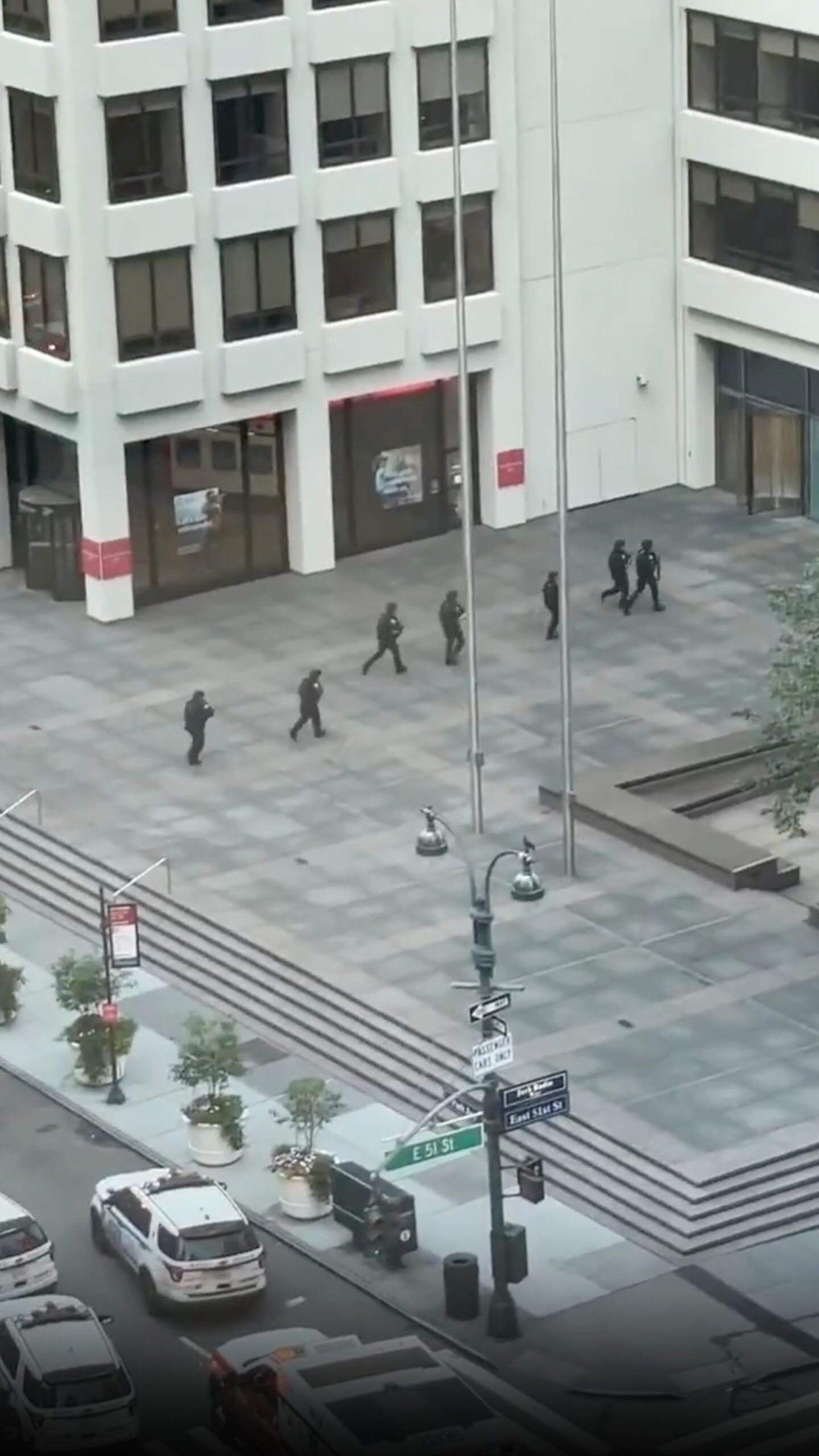 3 dead, including the Police officer of the New York Police, at the Manhattan Shots Center: Fuentes