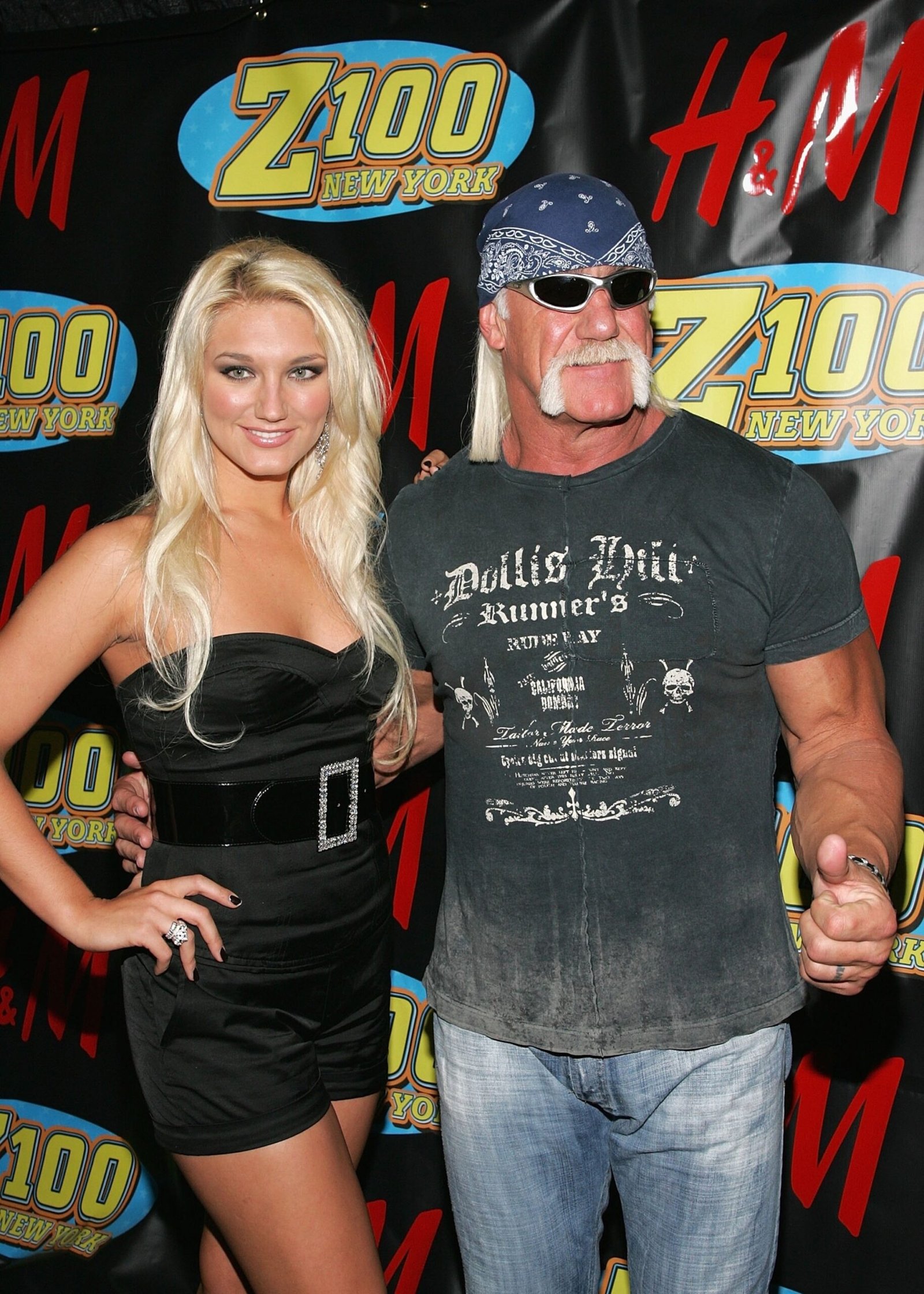 Hulk Hogan's daughter honor the WWE star in moving positions in her 'eternal link'