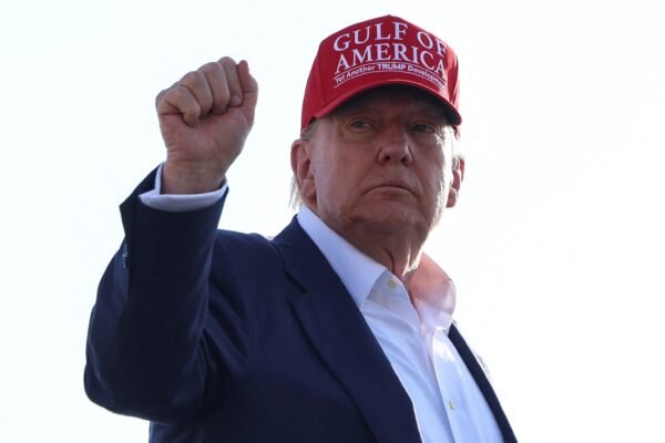 Trump's last commercial company: a fragrance that says is "All about winning"