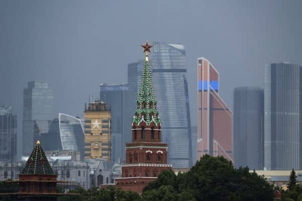 Ukraine points to Moscow while Russia reports that they demolish more than 100 drones