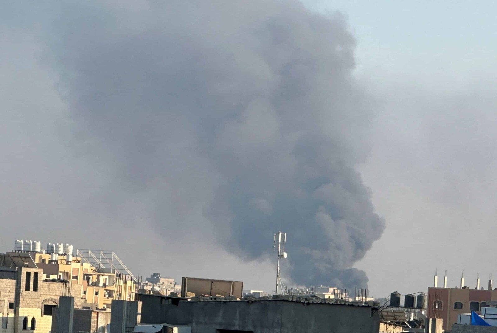 Photo: Israeli military operation in Deir Al-Balah