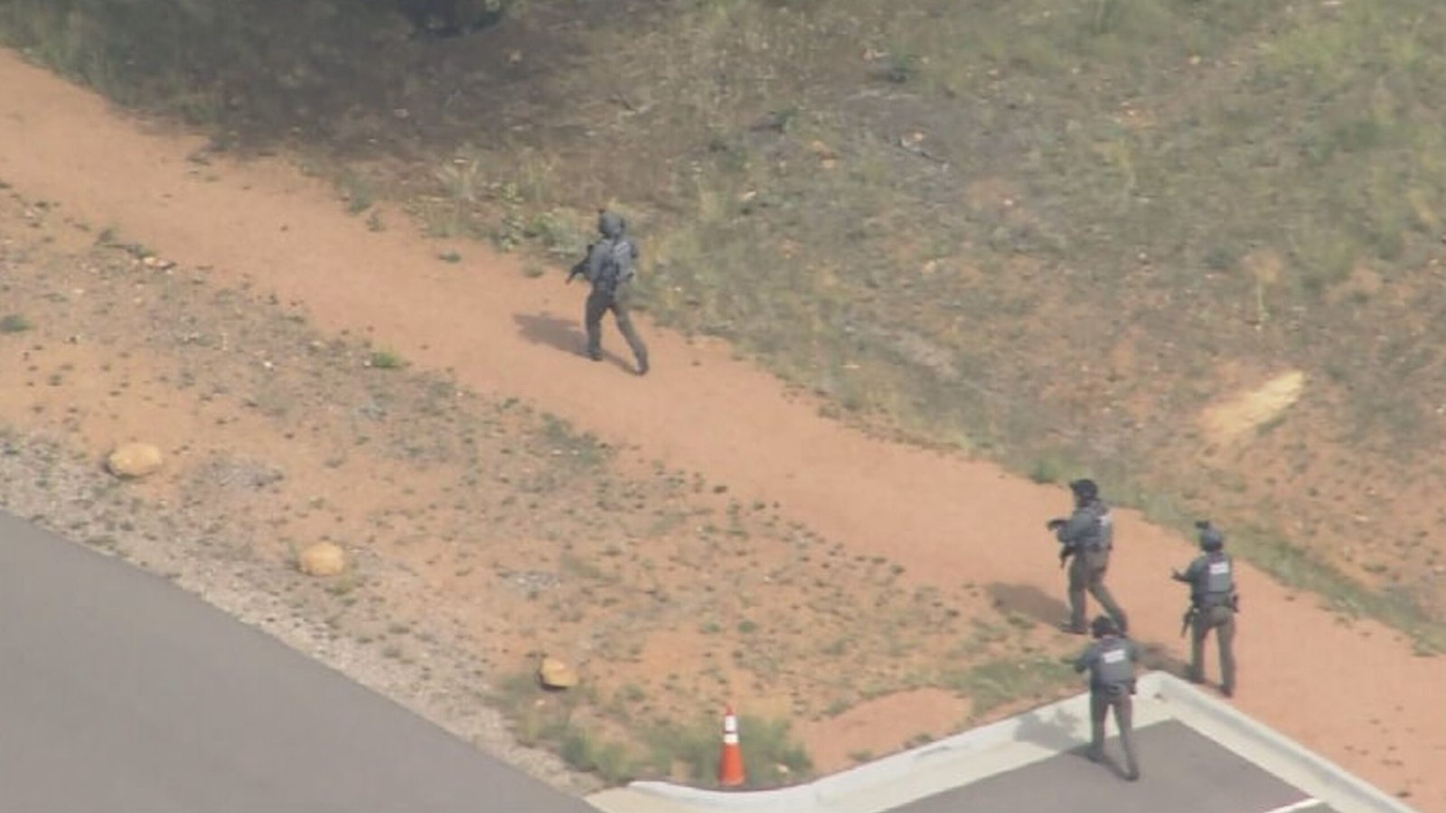 Look for the suspect who stabbed Ranger in the State Park near Denver: Police