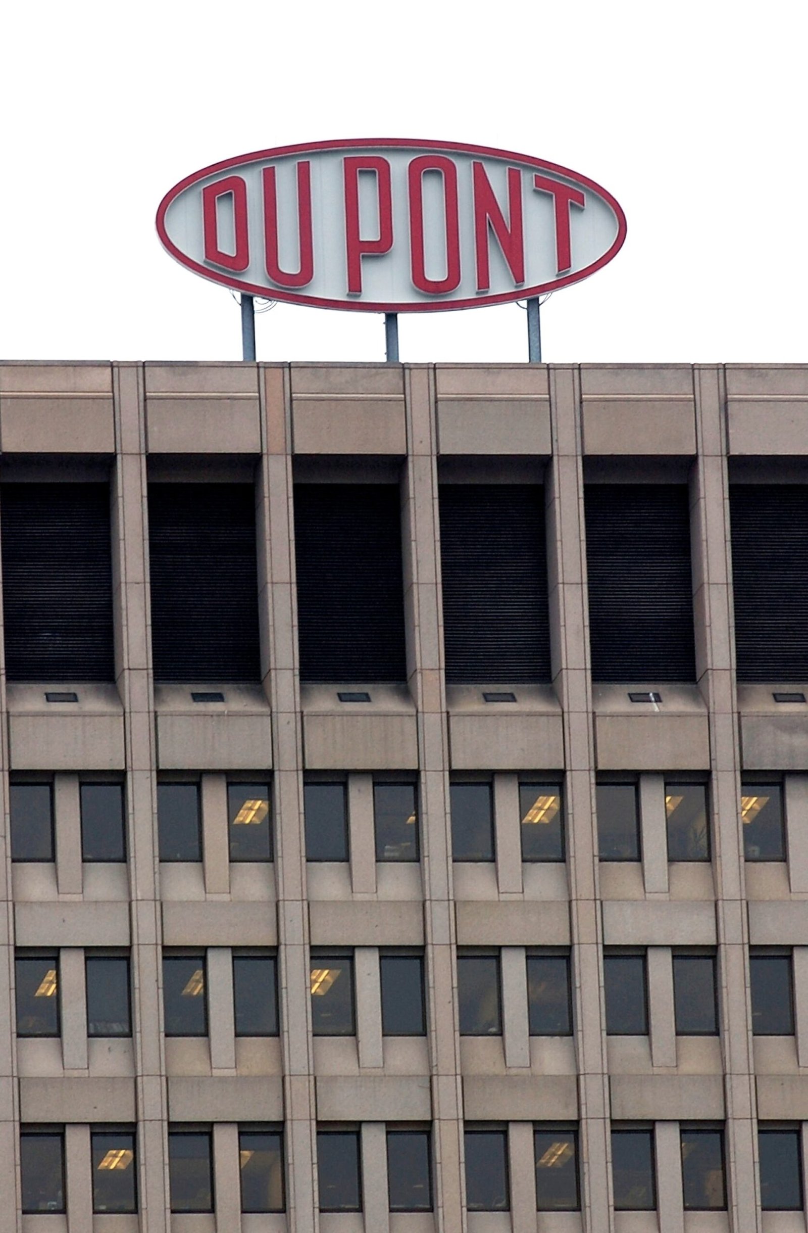 New Jersey reaches a historic environmental agreement of $ 2 billion with Dupont on 'Forever Chemicals'