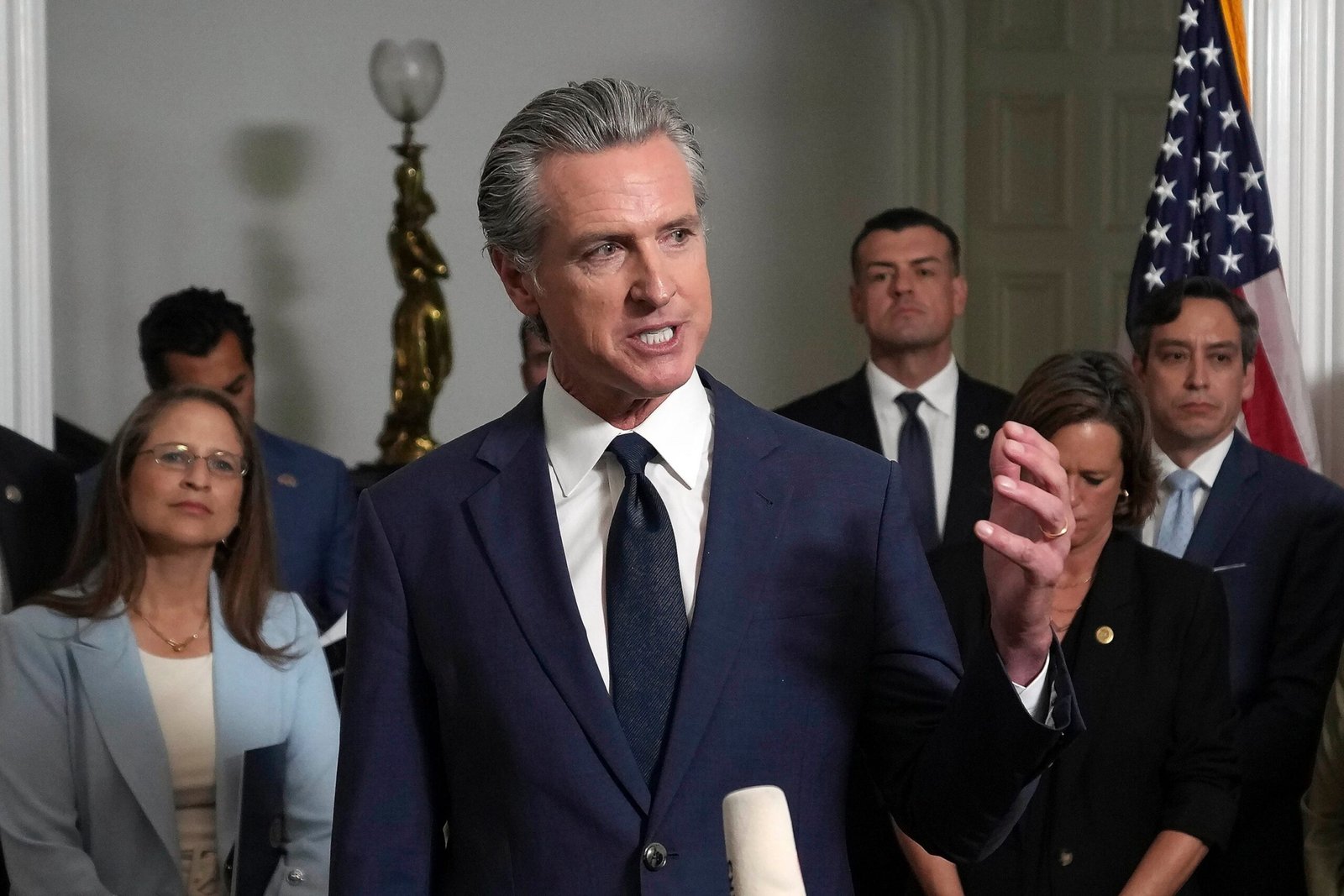 Photo: The governor of California, Gavin Newsom, talks about the Congress Distriction Redistribution Plan requested by President Donald Trump, during a press conference in Sacramento, California, on August 8, 2025.