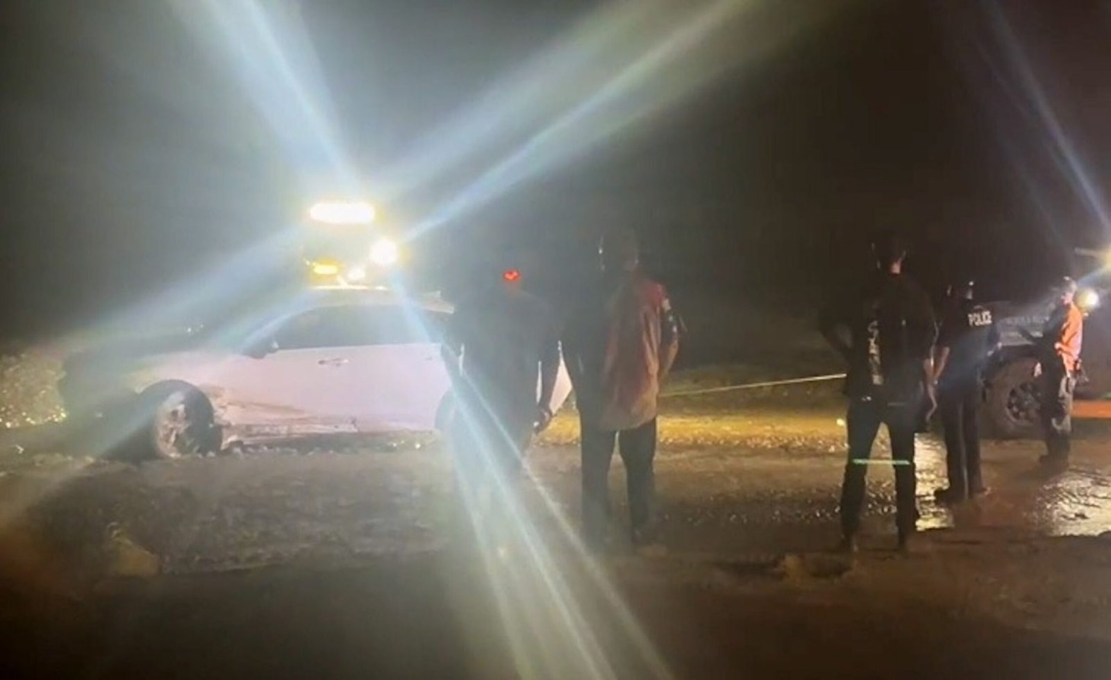 2 -year -old boy missing after California Flash Flood bar the car