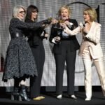 Goldie Hawn, Robert De Niro and more stars pay tribute to Diane Keaton after her death