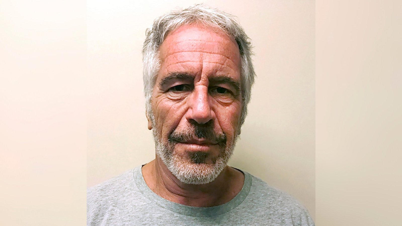 Howard Lutnick believes that Jeffrey Epstein may have used blackmail to get a lighter prayer