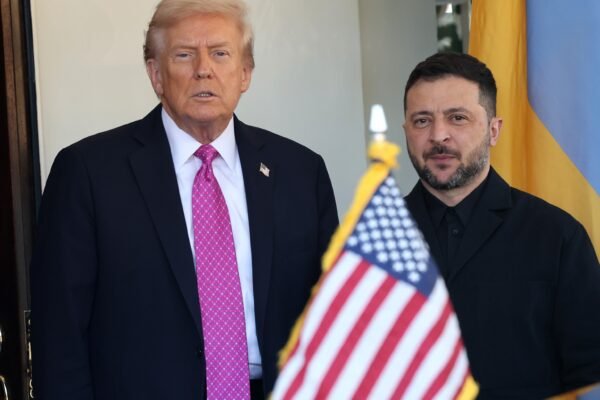 PHOTO: Trump meets with Ukrainian President Zelensky at the White House